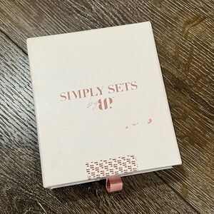 NWOT Simply Sets by bomb party jewelry sets earrings and necklace